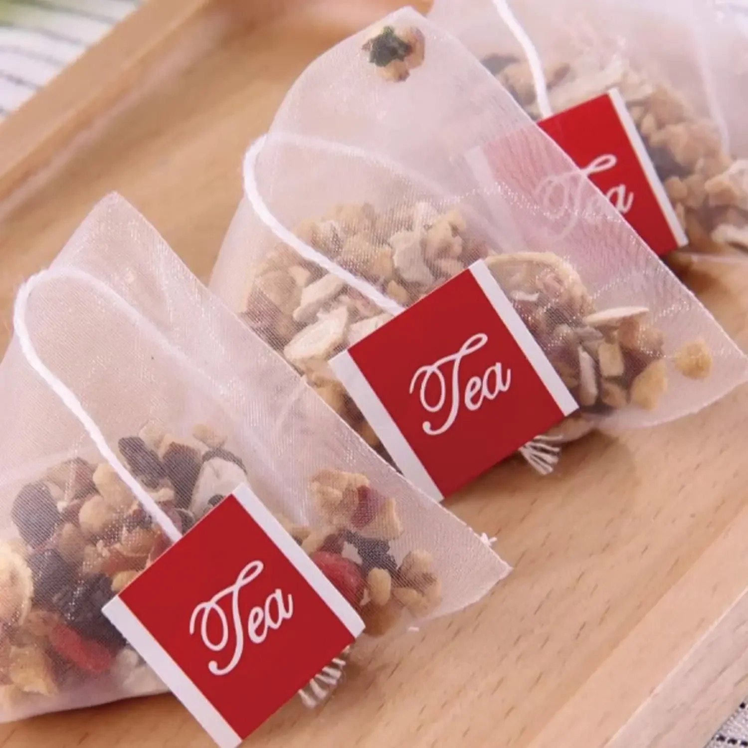 شاي الأعشاب الطبيعي الخالي من  - مراجعة Herbal Tea For Wellness وسعره